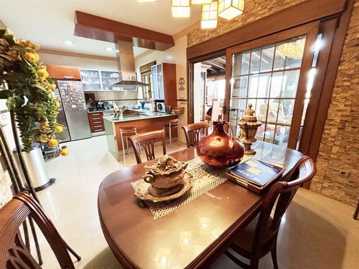 Image No.12-7 Bed Villa for sale