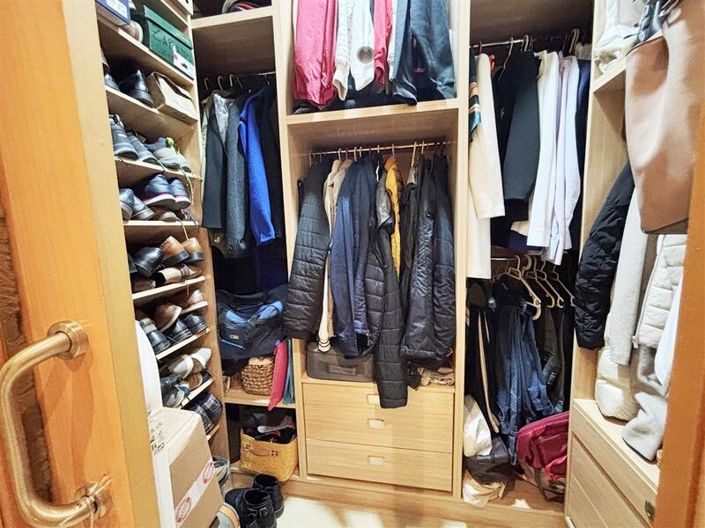 Image No.22-7 Bed Villa for sale