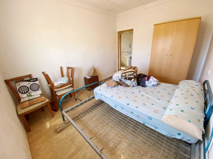 Image No.13-2 Bed Property for sale