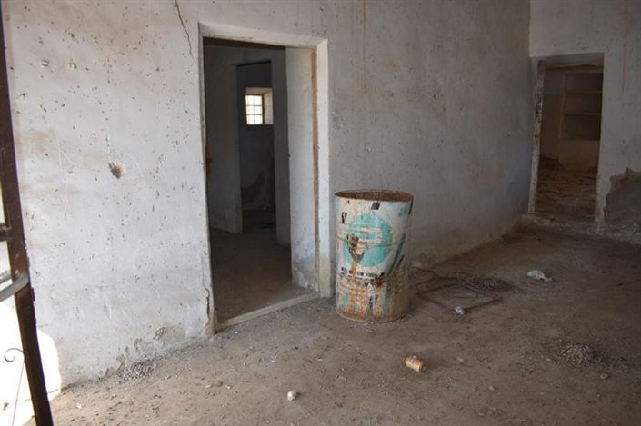 Image No.12-3 Bed Property for sale