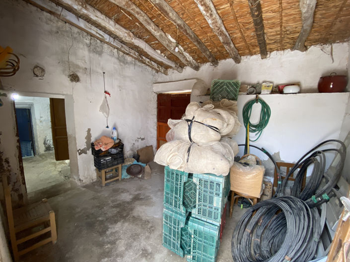 Image No.30-6 Bed Property for sale