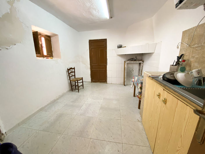 Image No.38-6 Bed Property for sale