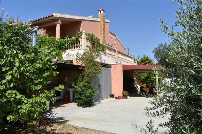 Image No.5-4 Bed Property for sale