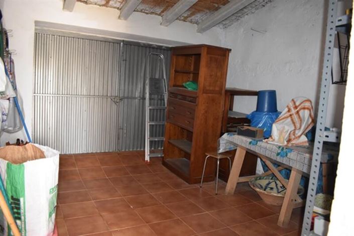 Image No.16-3 Bed Property for sale