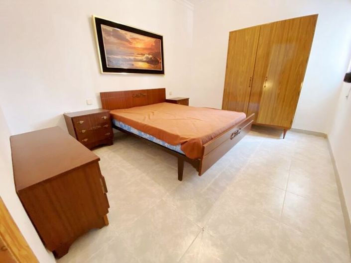 Image No.11-3 Bed Property for sale