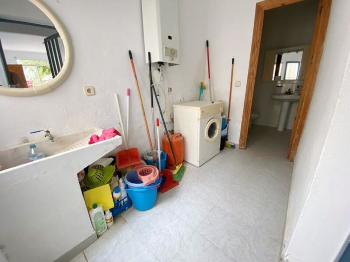 Image No.26-3 Bed Property for sale