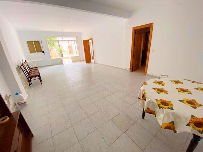 Image No.5-3 Bed Property for sale