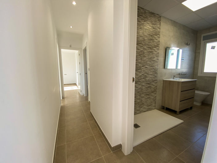 Image No.12-3 Bed Villa for sale