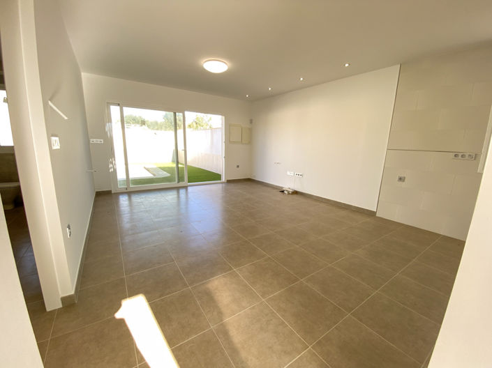 Image No.17-3 Bed Villa for sale