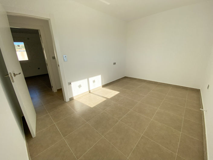 Image No.18-3 Bed Villa for sale