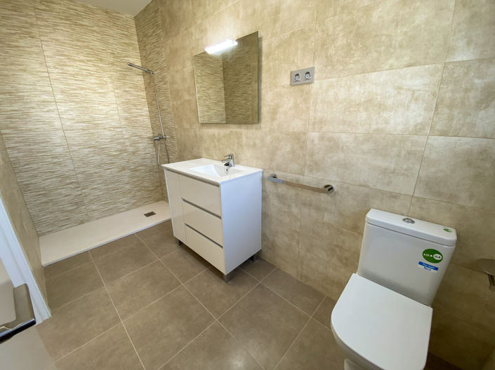 Image No.23-3 Bed Villa for sale