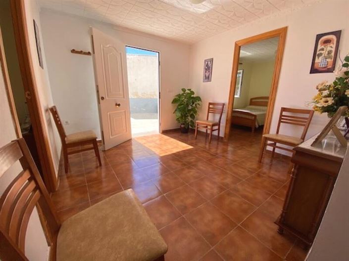 Image No.6-3 Bed Property for sale