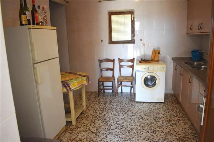 Image No.6-3 Bed Property for sale