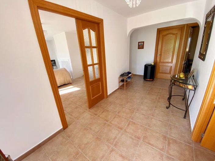 Image No.15-3 Bed Property for sale