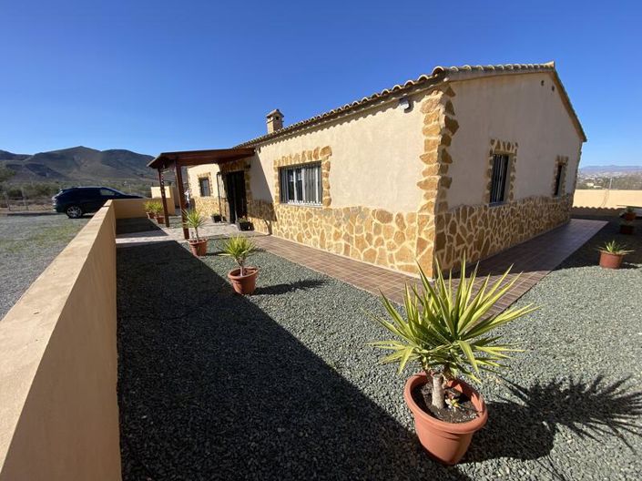 Image No.1-3 Bed Property for sale