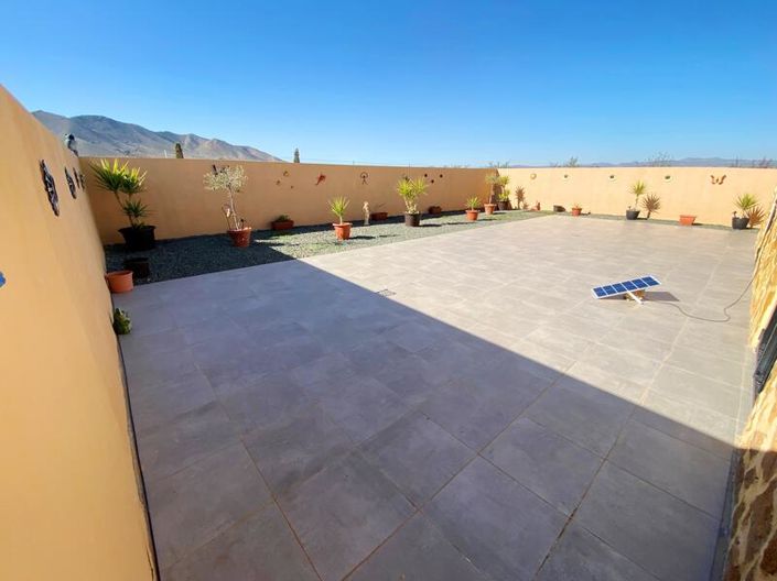 Image No.23-3 Bed Property for sale