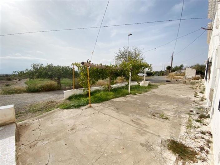 Image No.4-3 Bed Property for sale