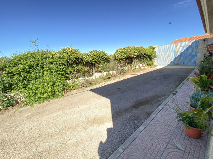Image No.29-4 Bed Villa for sale