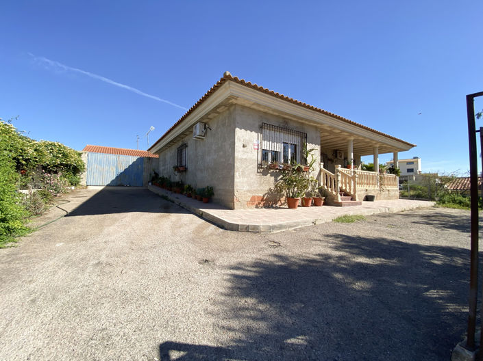 Image No.4-4 Bed Villa for sale