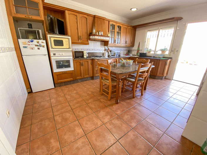 Image No.9-4 Bed Villa for sale