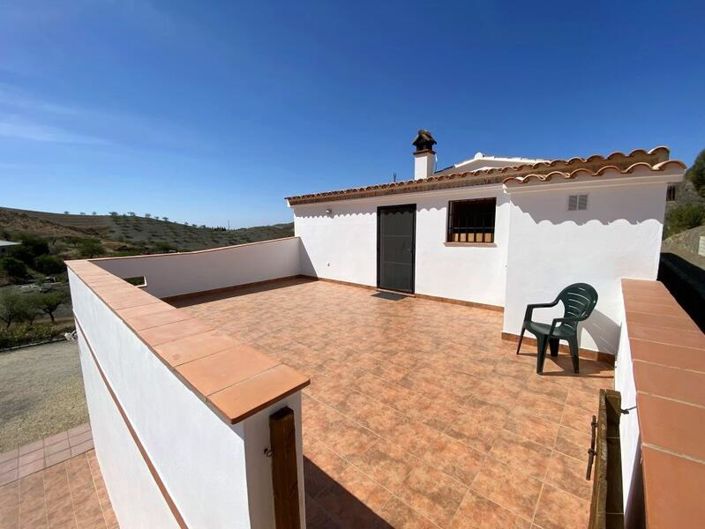 Image No.14-9 Bed Property for sale