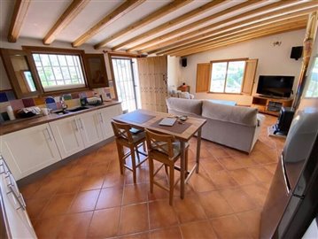 vh2172-country-house-for-sale-in-taberno-9530
