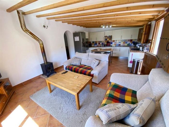 Image No.16-9 Bed Property for sale