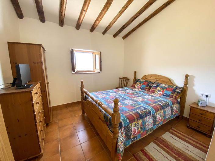 Image No.23-9 Bed Property for sale