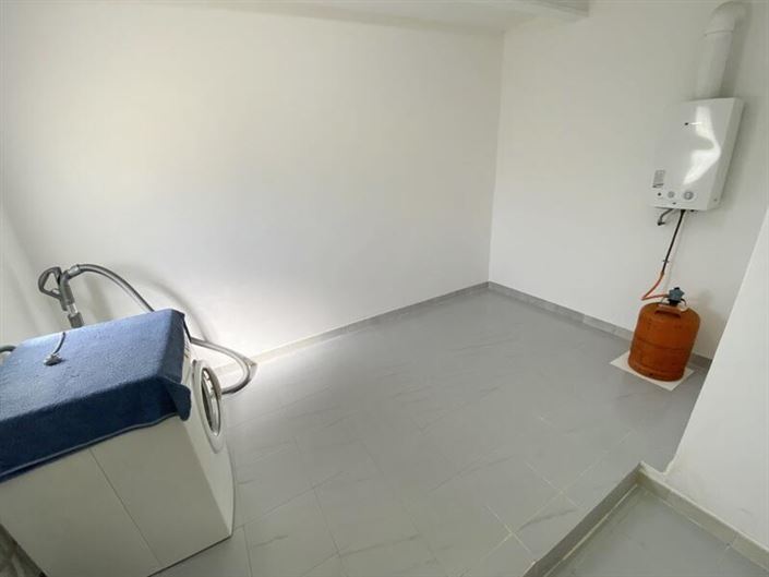 Image No.36-9 Bed Property for sale