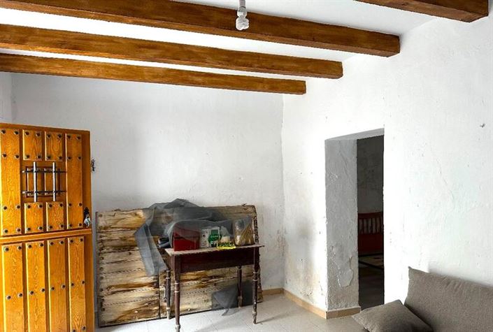 Image No.4-3 Bed Property for sale