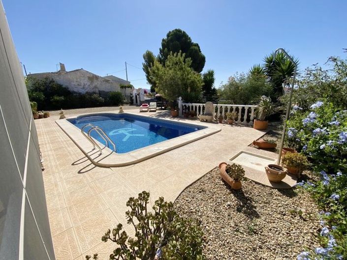 Image No.3-Villa de 3 chambres à vendre à Huercal-Overa