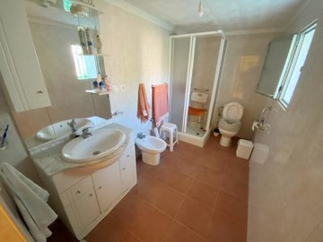 vh2250-country-house-for-sale-in-huercal-over