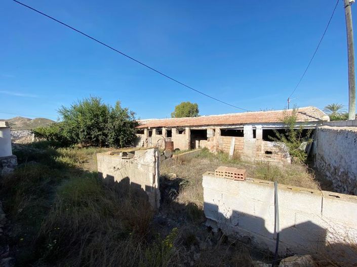 Image No.19-3 Bed Property for sale