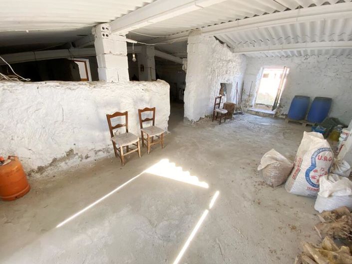 Image No.21-3 Bed Property for sale