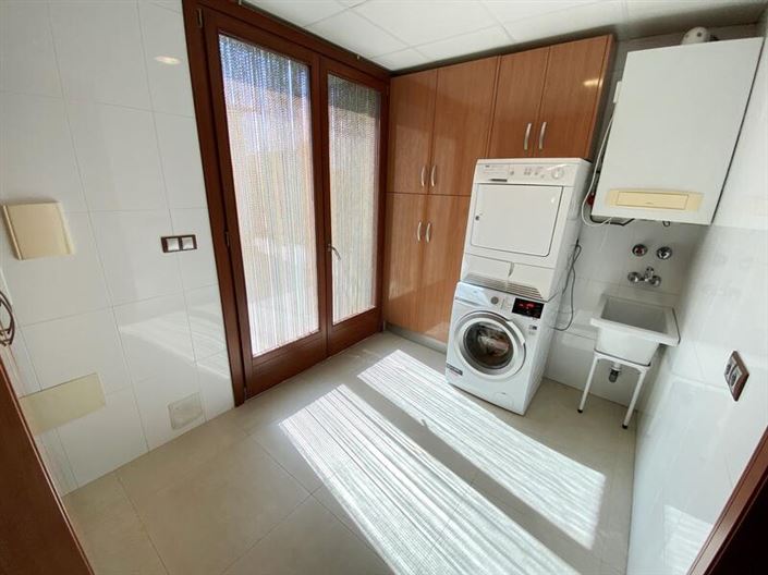 Image No.16-5 Bed Villa for sale