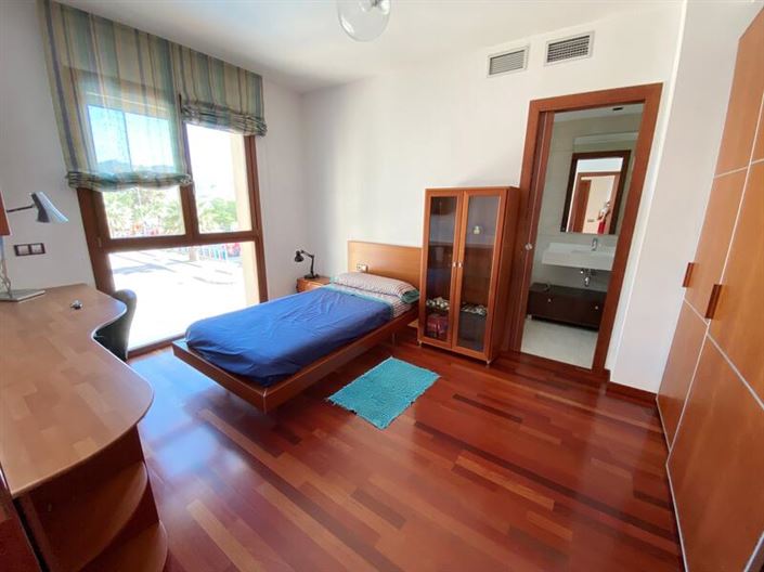 Image No.23-5 Bed Villa for sale