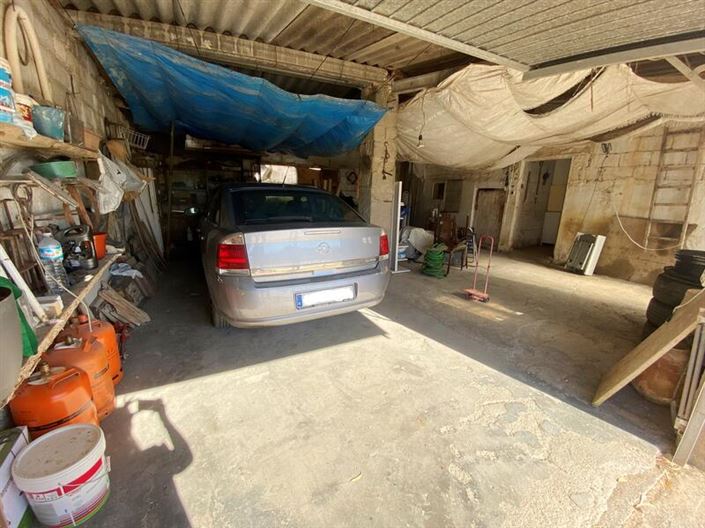 Image No.32-4 Bed Property for sale