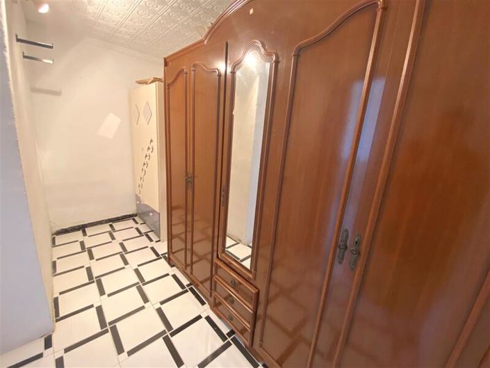 Image No.22-4 Bed Property for sale