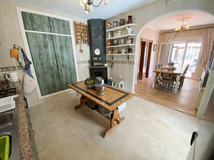 Image No.11-4 Bed Villa for sale