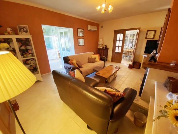 Image No.14-4 Bed Villa for sale