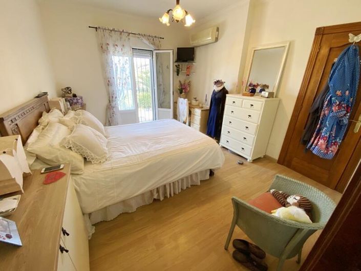 Image No.19-4 Bed Villa for sale