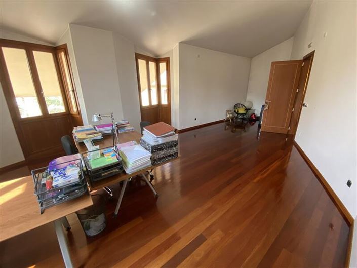 Image No.19-4 Bed Villa for sale