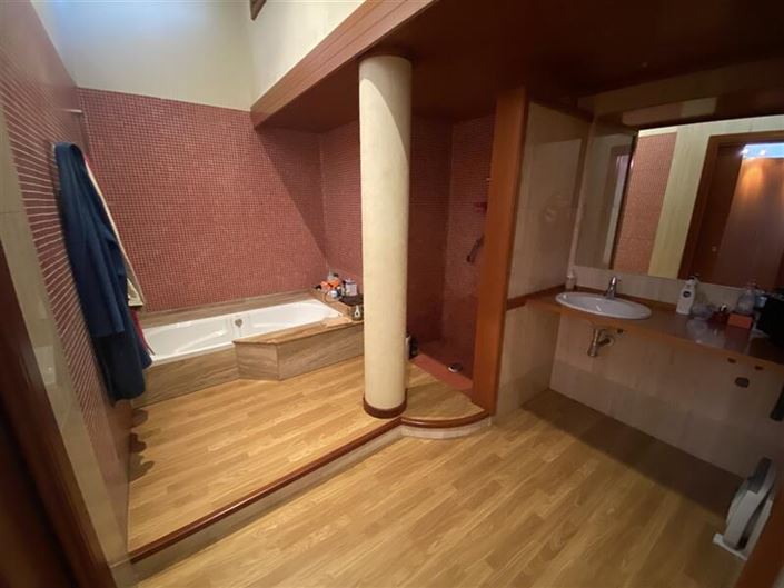 Image No.23-4 Bed Villa for sale