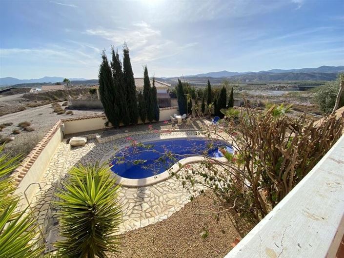 Image No.3-3 Bed Villa for sale