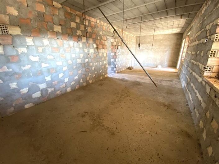 Image No.21-5 Bed Property for sale