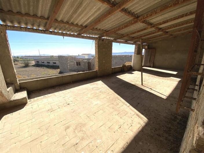 Image No.22-5 Bed Property for sale