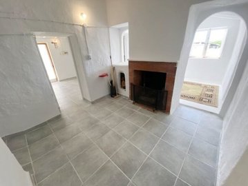 vh2322-country-house-for-sale-in-huercal-over