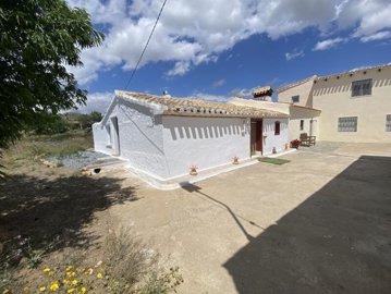 vh2322-country-house-for-sale-in-huercal-over