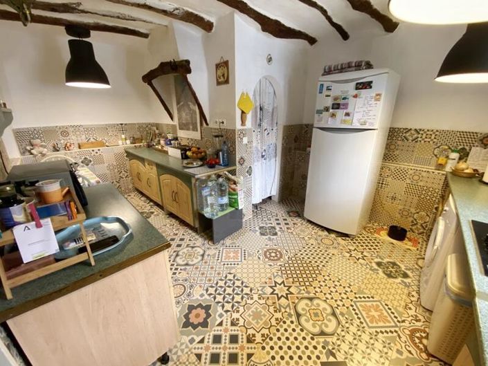 Image No.13-3 Bed Property for sale