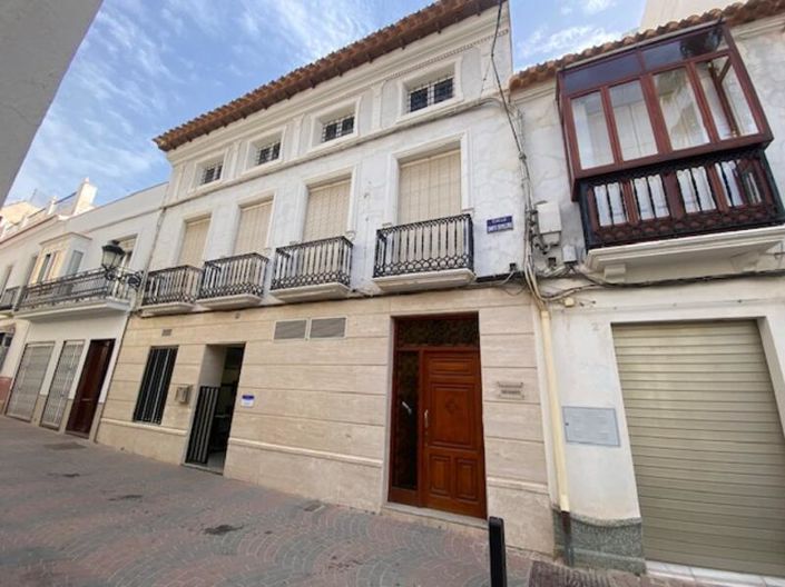 Image No.4-3 Bed Apartment for sale